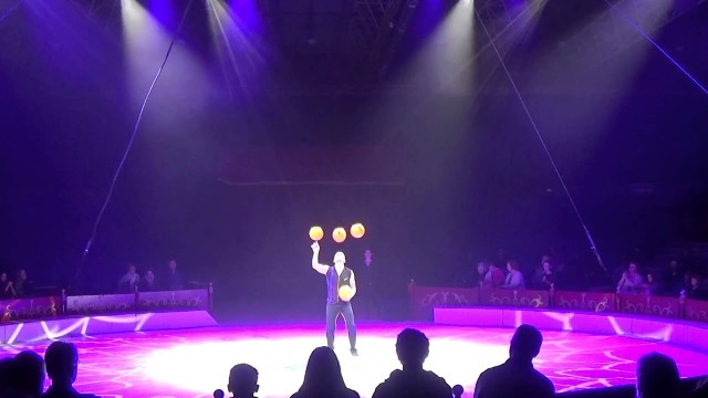Ivan Radev Football Juggler promo video at Winter circus Louis Knie