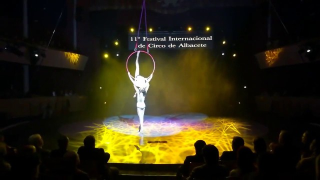 Gala show Albasete 2018 /Duo aerial hoop (skip to 3s)