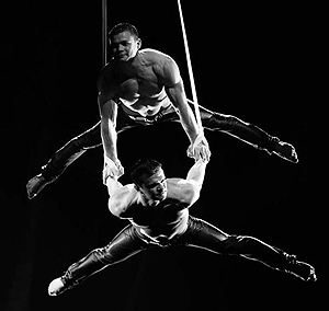Duo Silver Stones aerialist strap<div class="yasr-vv-stars-title-container"><div class='yasr-stars-title yasr-rater-stars'
id='yasr-visitor-votes-readonly-rater-5fc9690407173'
data-rating='0'
data-rater-starsize='16'
data-rater-postid='8250'
data-rater-readonly='true'
data-readonly-attribute='true'
></div><span class='yasr-stars-title-average'>0 (0)</span></div>